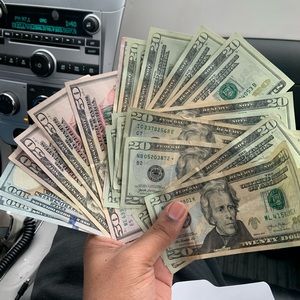 Meet your Posher, Damon